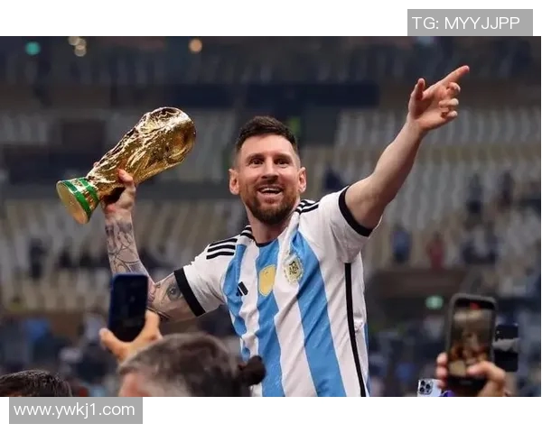 梅西将出战下一场巴萨比赛,球迷翘首期待